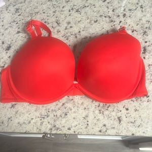 Victoria Secret Bombshell Bra